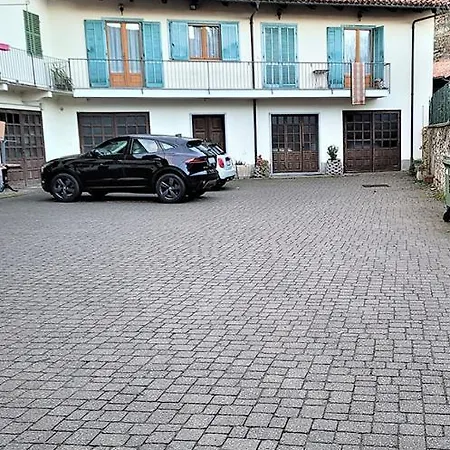 Del Castello Da Germana Parcheggio Gratuito * Revello